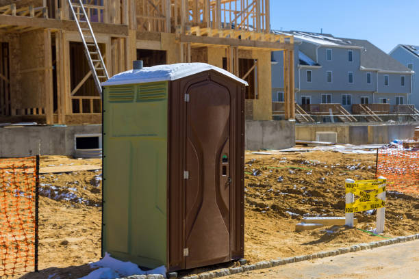 Best Portable bathroom rental  in Salem, SD